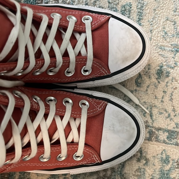 Converse red US 7 almost new - Picture 3 of 5